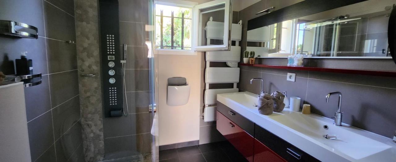 Chambre D'Hotes Casa Lucia 菲里亚尼 外观 照片