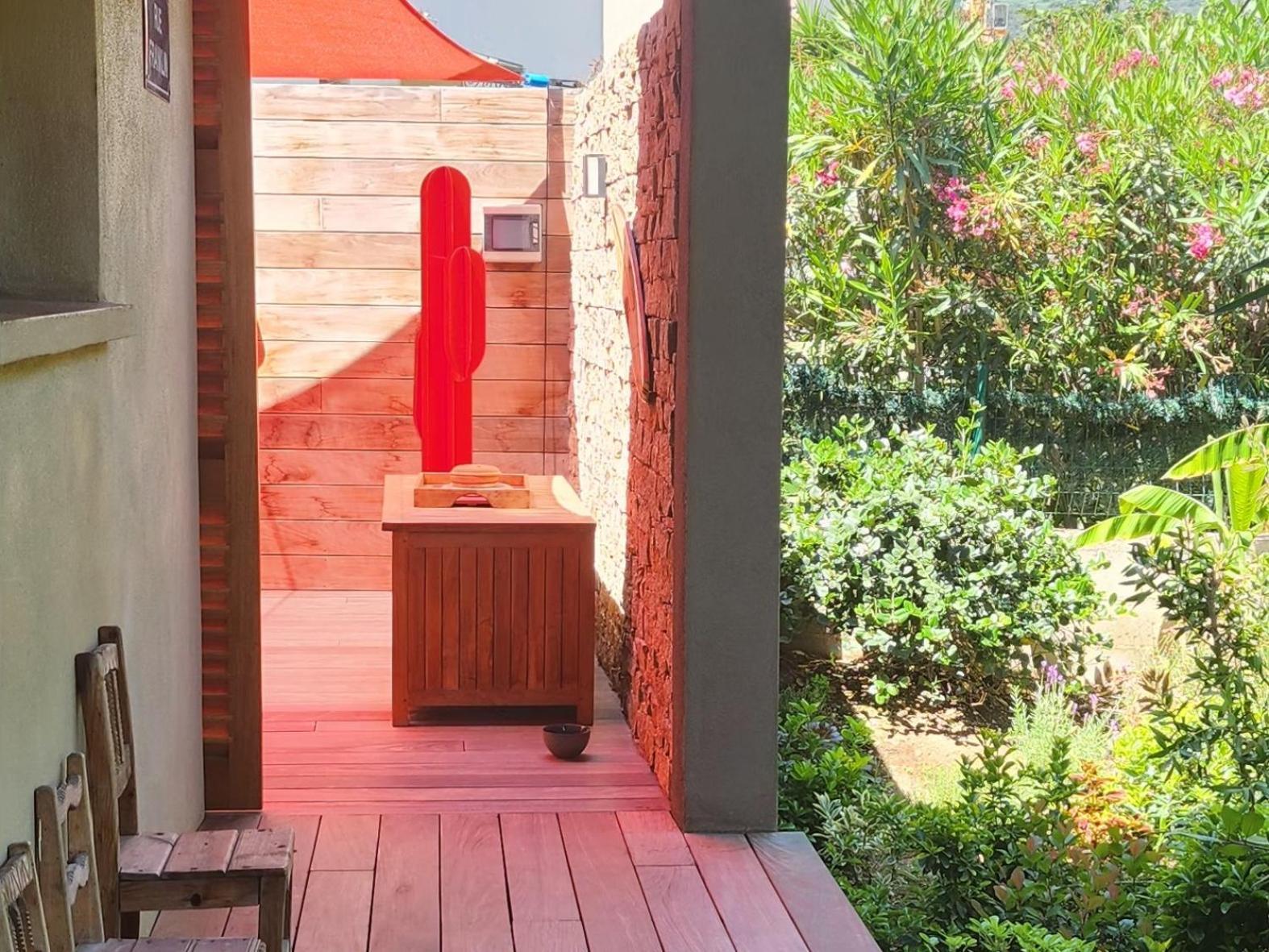 Chambre D'Hotes Casa Lucia 菲里亚尼 外观 照片
